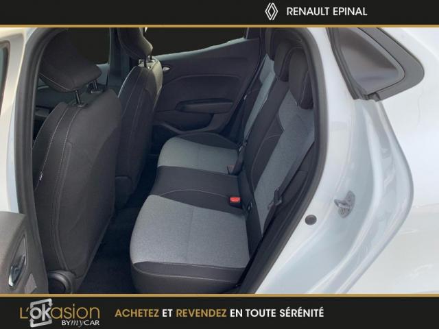 Renault Clio image 9