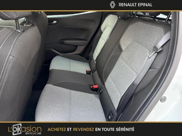 Renault Clio image 9