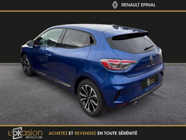 Renault Clio image 9