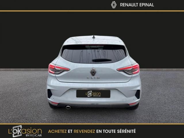 Renault Clio image 8