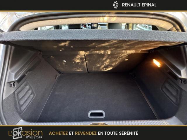 Renault Clio image 9