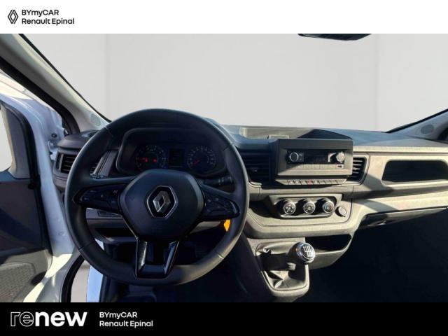 Renault Trafic image 1