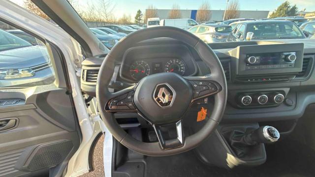 Renault Trafic image 7