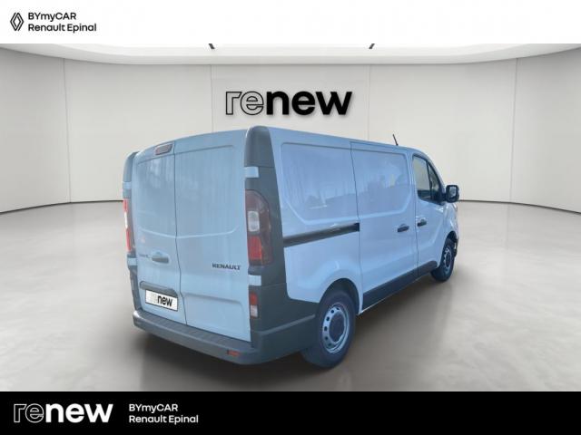 Renault Trafic image 2