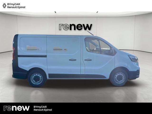 Renault Trafic image 9