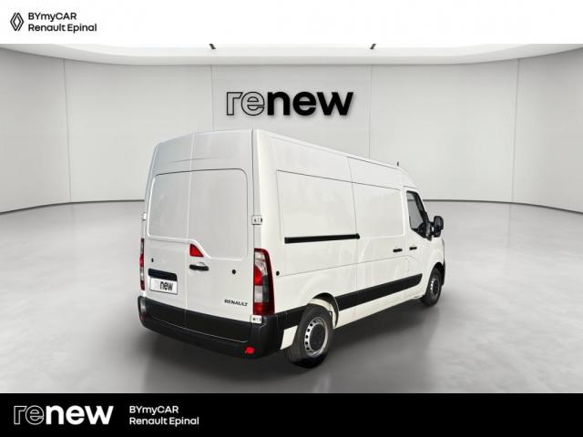 Renault Master image 2