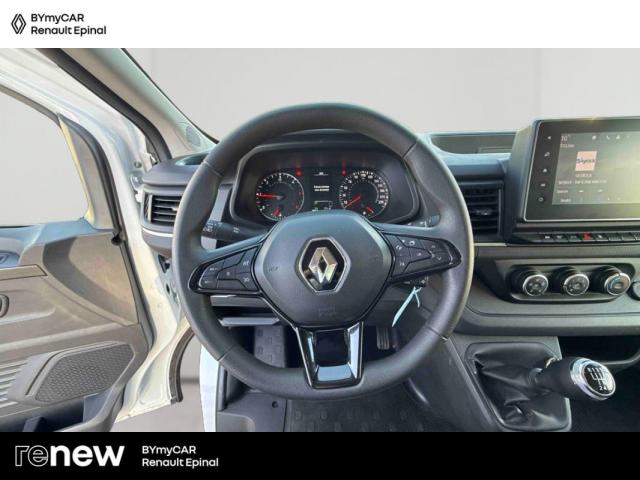 Renault Trafic image 1