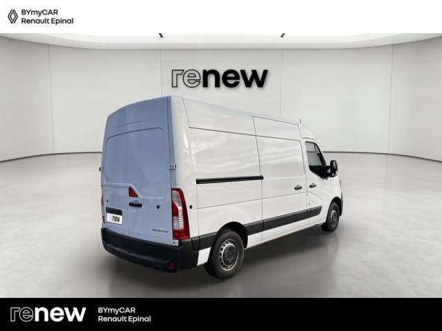 Renault Master image 1
