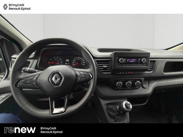 Renault Trafic image 4