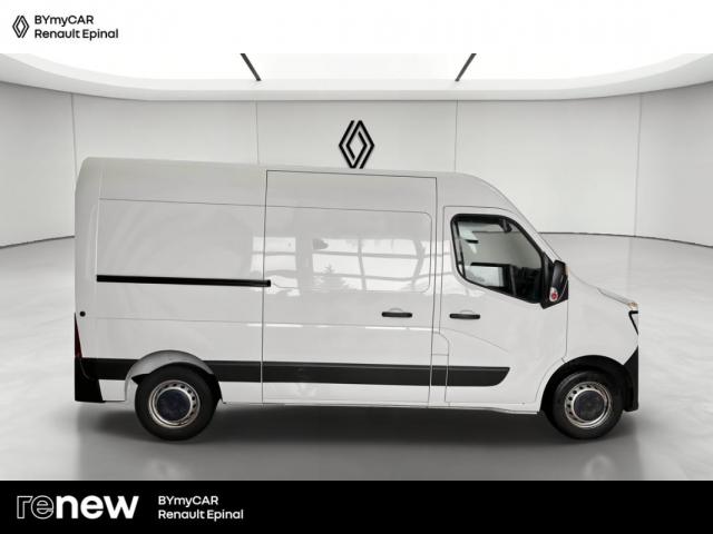 Renault Master image 1