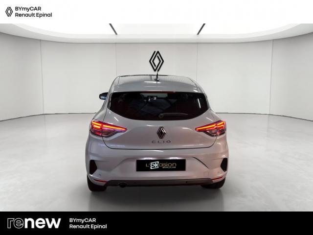 Renault Clio image 9