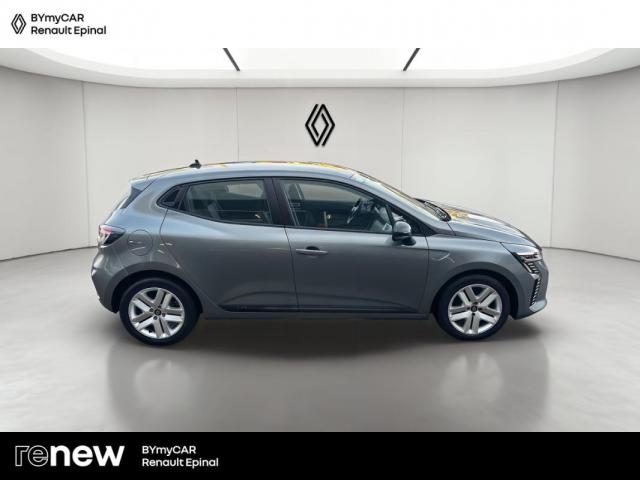 Renault Clio image 9
