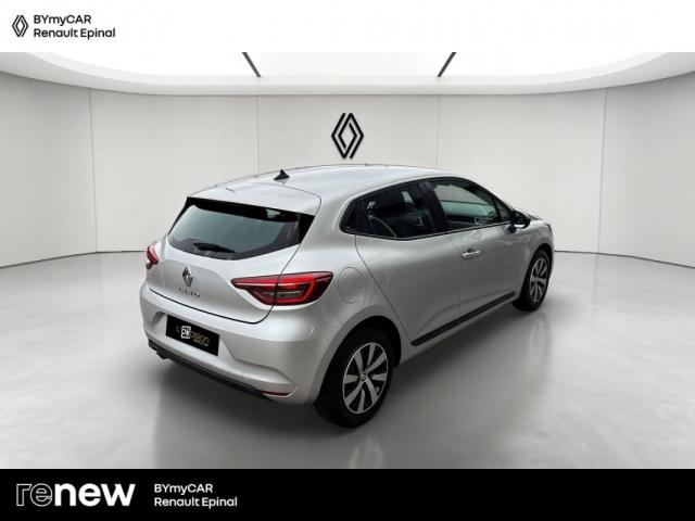 Renault Clio image 8