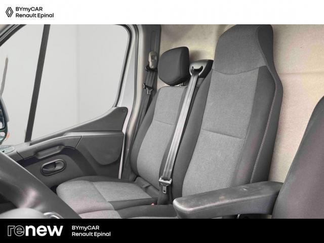 Renault Master image 1