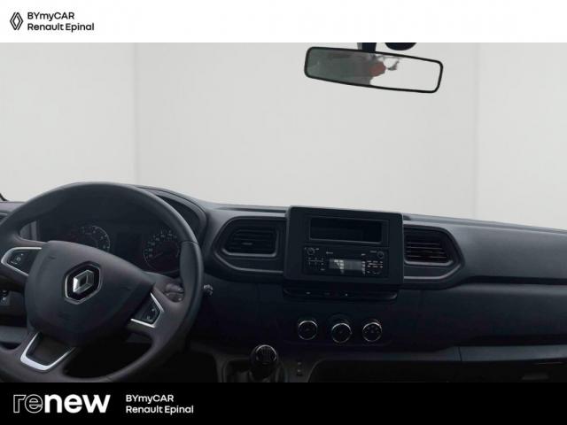 Renault Master image 9