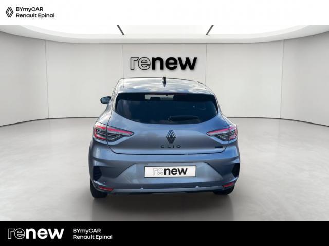 Renault Clio image 8