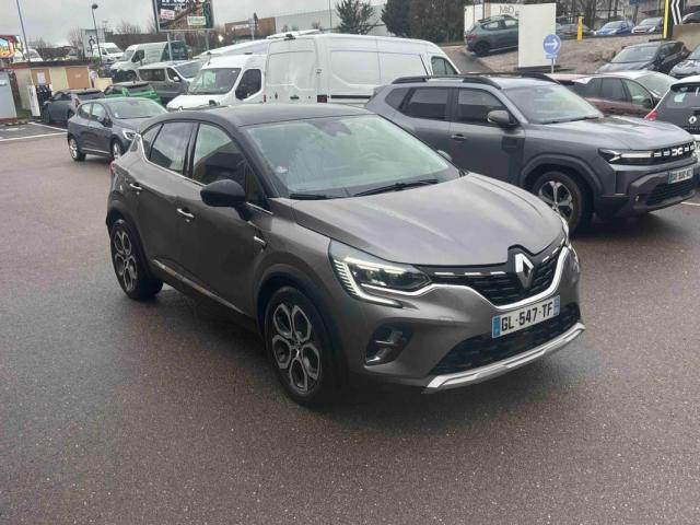 Renault Captur image 2