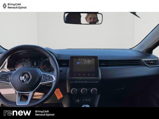 Renault Clio image 8