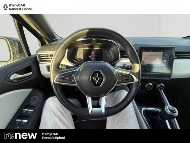 Renault Clio image 2