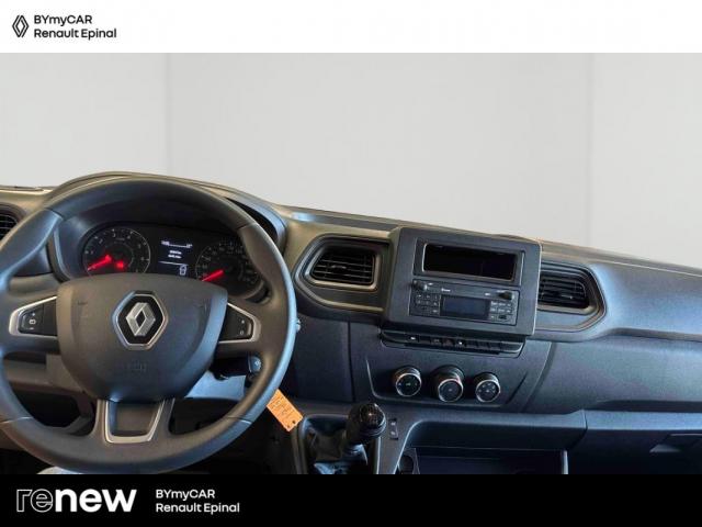 Renault Master image 8