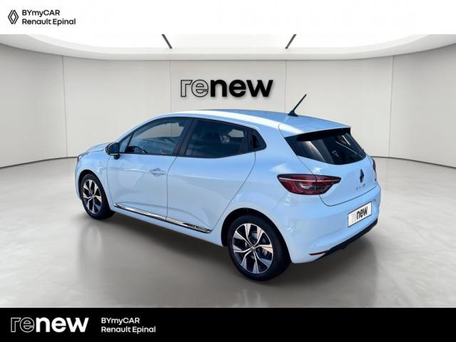 Renault Clio image 2