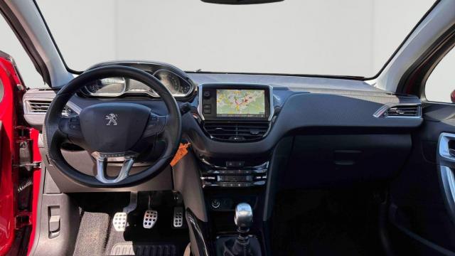 Peugeot 2008 image 4