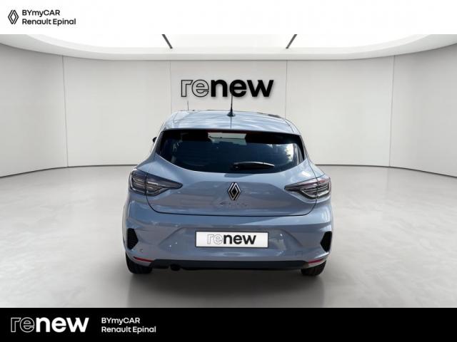 Renault Clio image 8