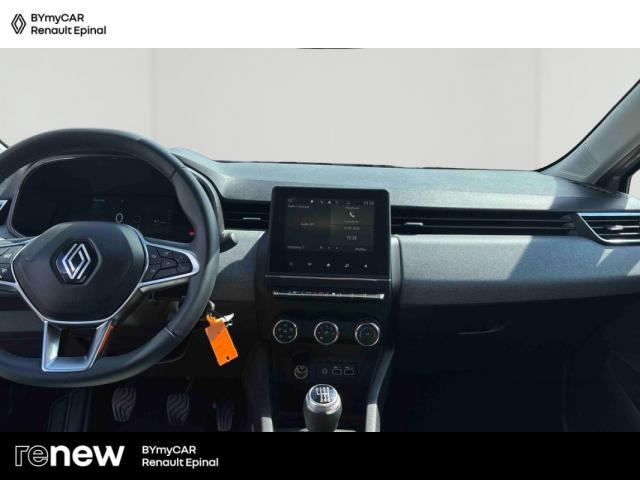 Renault Clio image 6