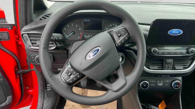Ford Fiesta image 7