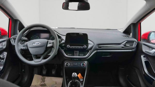 Ford Fiesta image 3