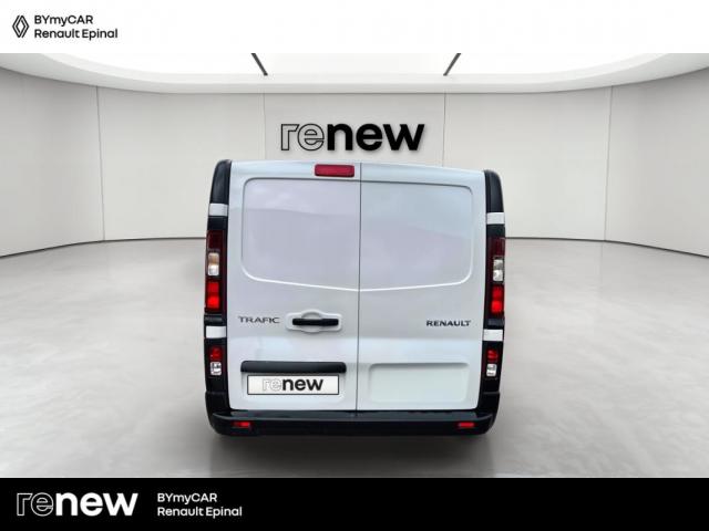 Renault Trafic image 2