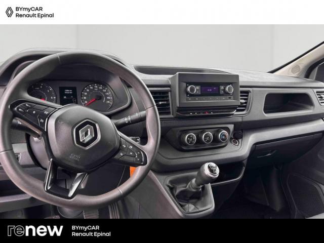 Renault Trafic image 4