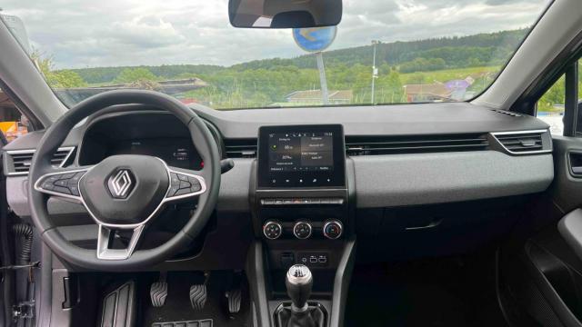 Renault Clio image 1