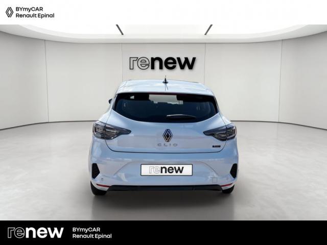 Renault Clio image 8