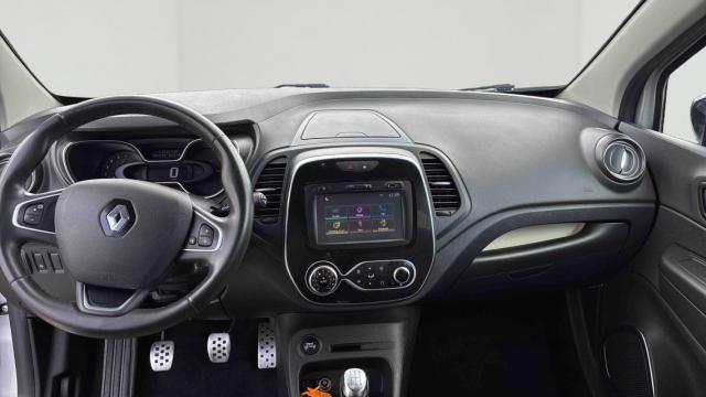 Renault Captur image 2