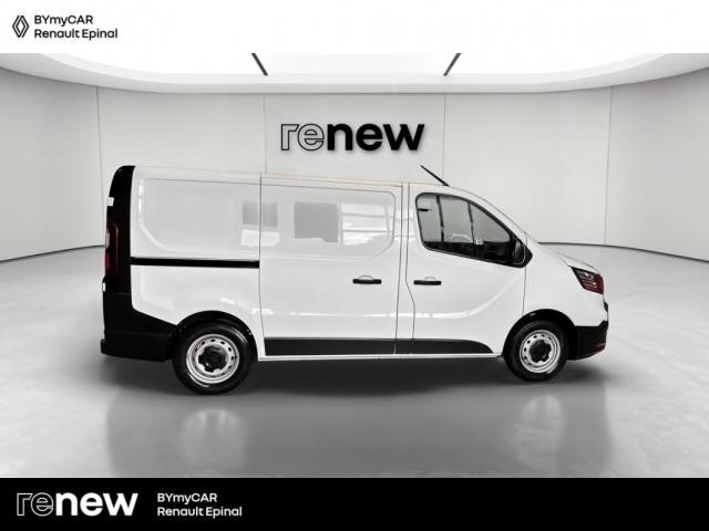 Renault Trafic image 1