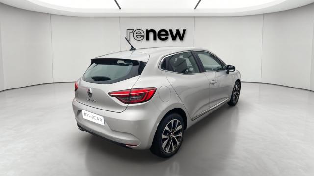 Renault Clio image 8