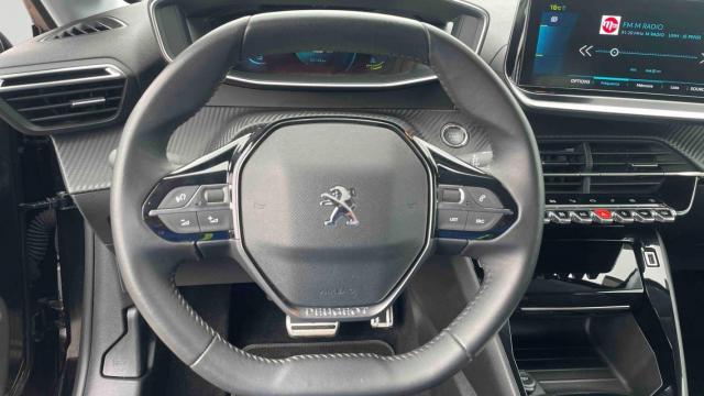 Peugeot 208 image 3
