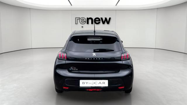 Peugeot 208 image 2