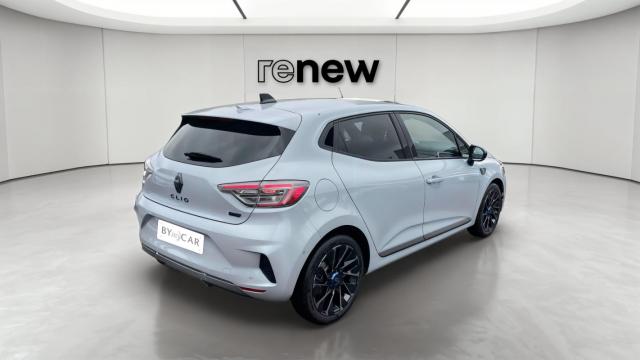 Renault Clio image 2