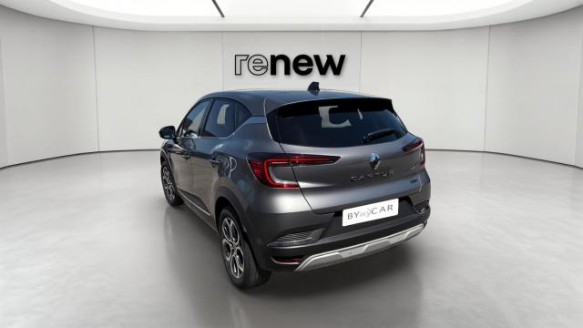 Renault Captur image 1