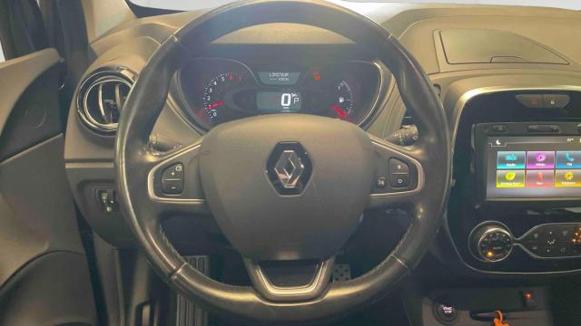Renault Captur image 2