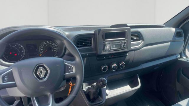 Renault Master image 3