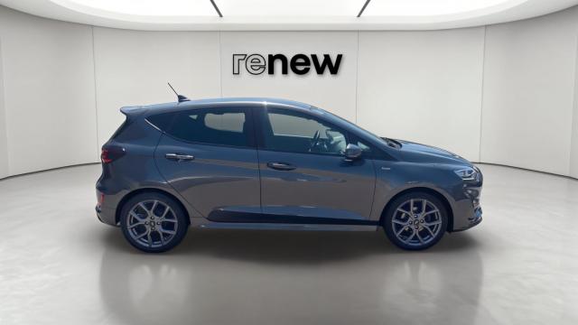 Ford Fiesta image 2