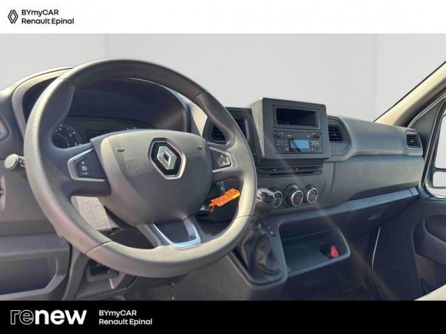 Renault Master image 1