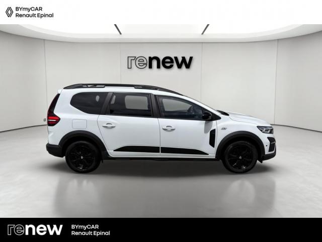 Dacia Jogger image 1