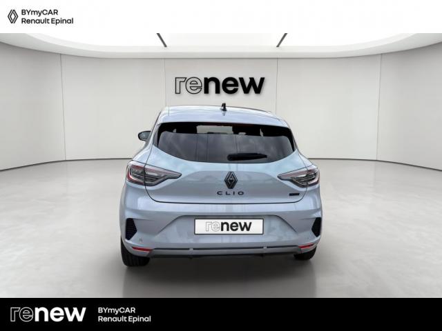 Renault Clio image 2