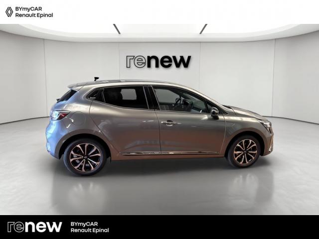 Renault Clio image 8