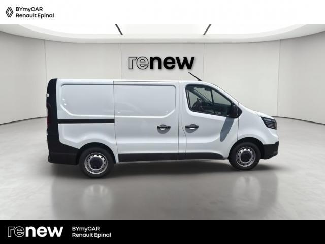 Renault Trafic image 9