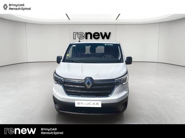 Renault Trafic image 2